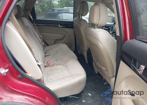 2011 Kia Sorento Lx from USA, damaged, VIN 5XYKT3A1XBG020049